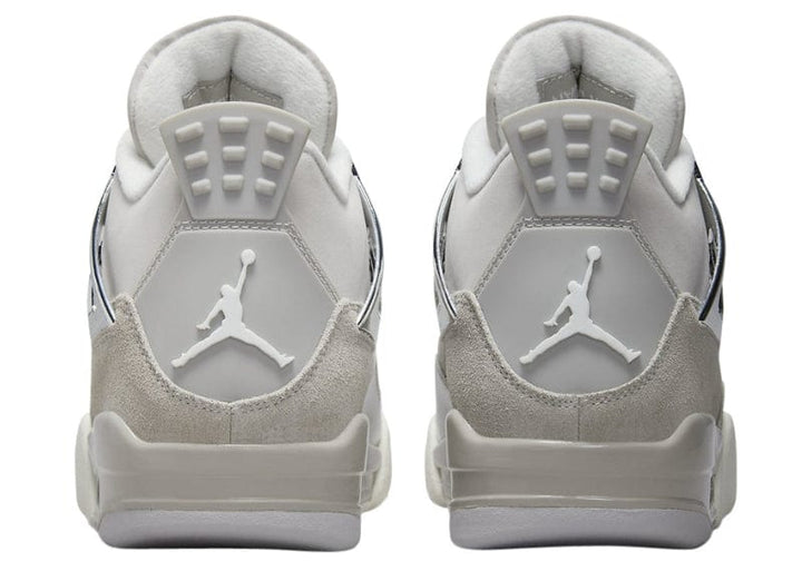Air Jordan 4 Frozen Light Grey