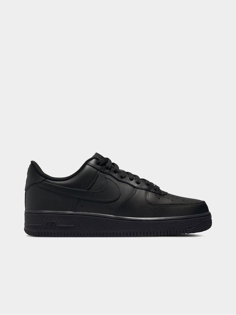 Nike Air Force 1 All-Black