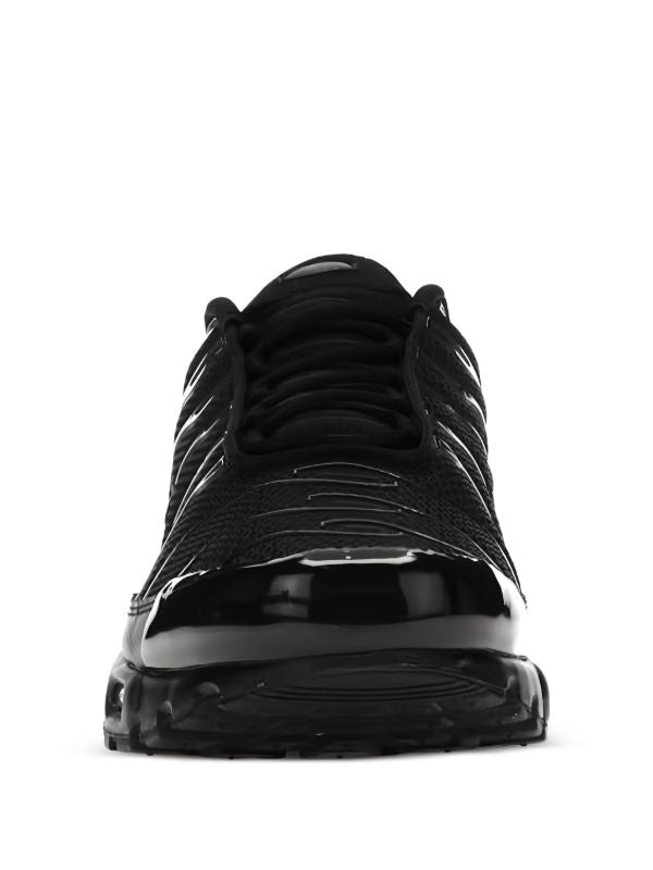 Nike Air Max Plus All-black