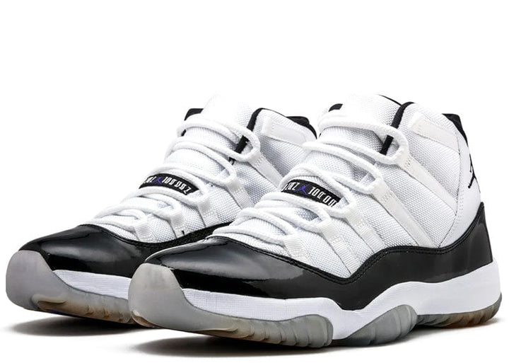 Air Jordan 11 White/Black