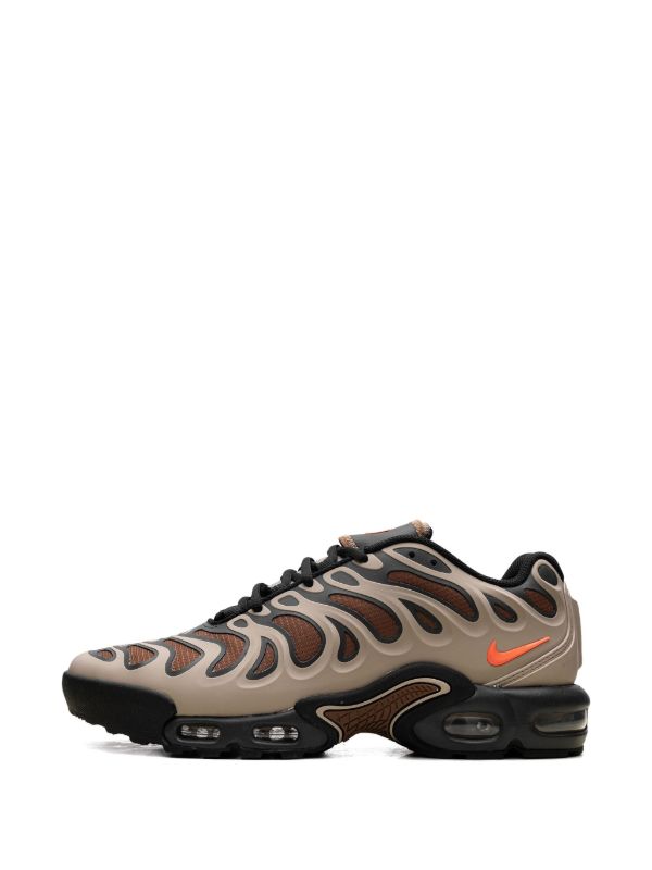 Nike Air Max Plus TN brown Accents & black Laces