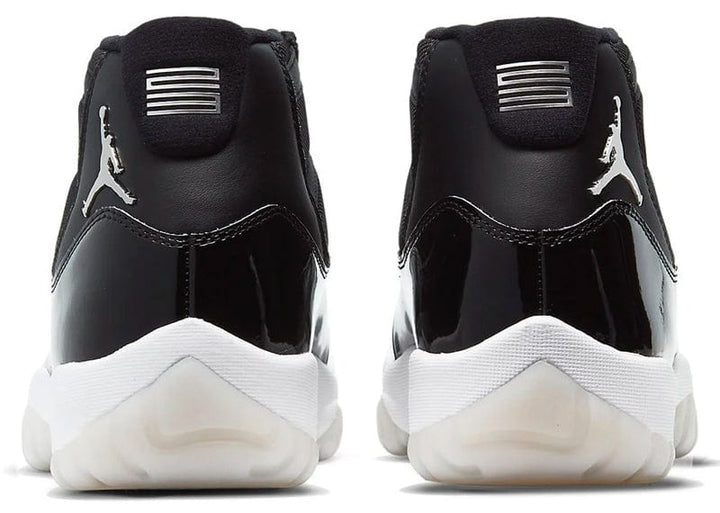 Air Jordan 11 Retro Black/White