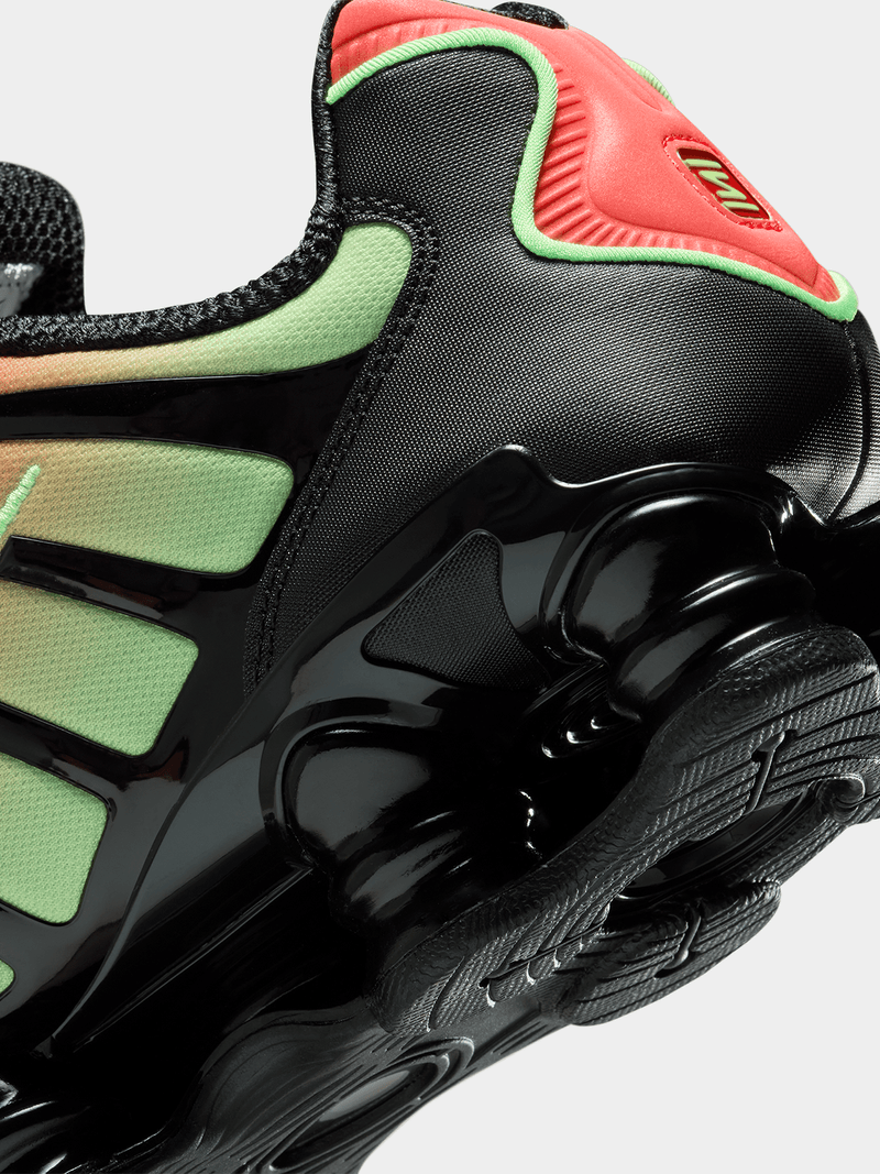 Nike Shox TL Sneaker Red/Green
