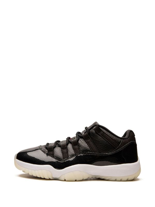Air Jordan 11 Black/White