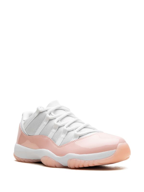 Air Jordan 11 Low Pink