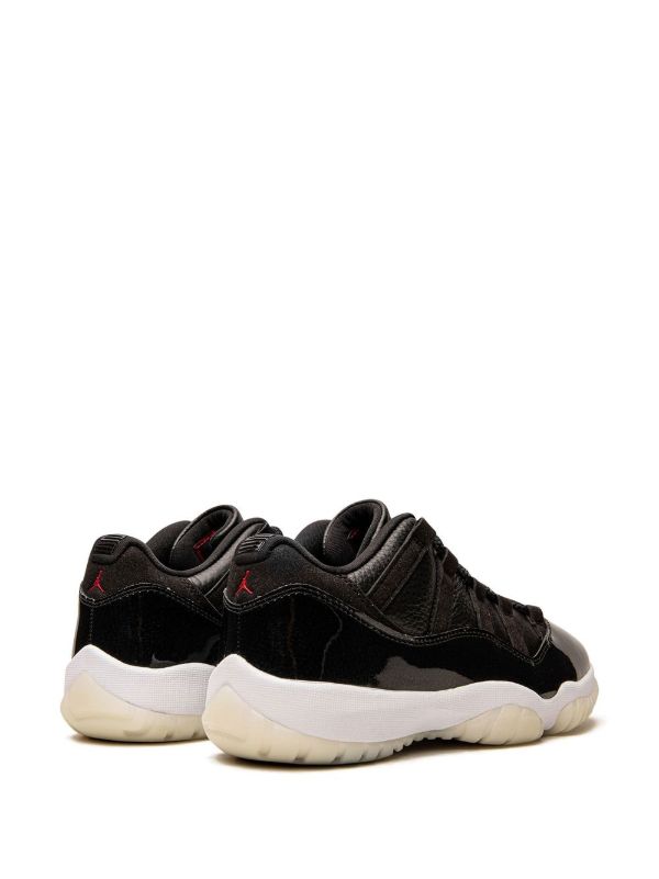 Air Jordan 11 Black/White