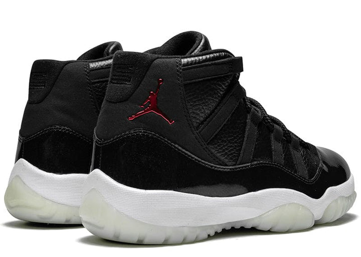 Air Jordan 11 Black/White